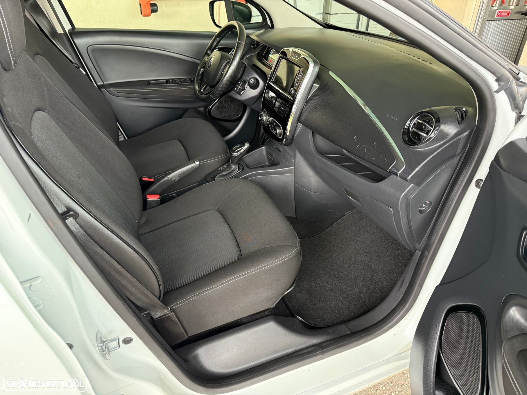 Renault Zoe - 17