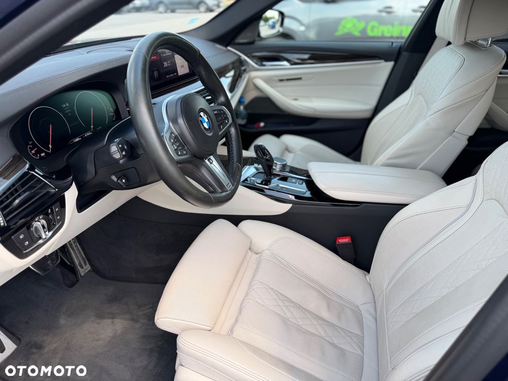 BMW Seria 5 530i xDrive M Sport sport - 14