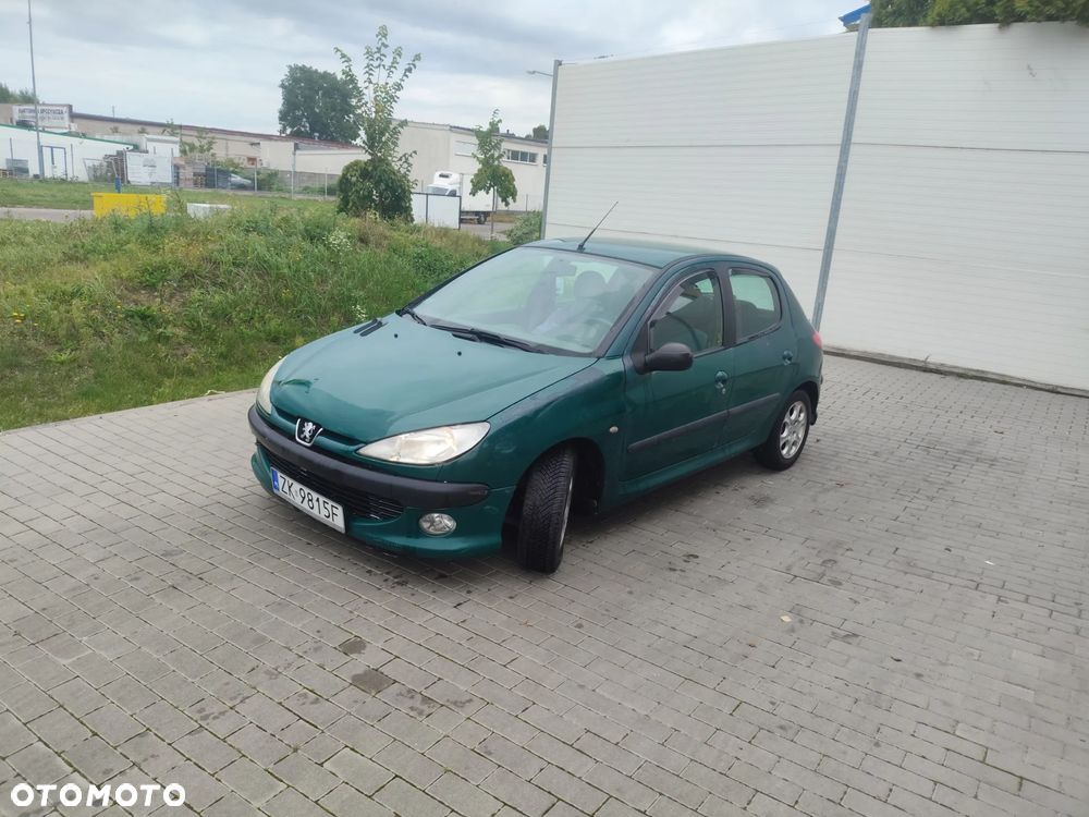 Peugeot 206 1.1 XR - 3