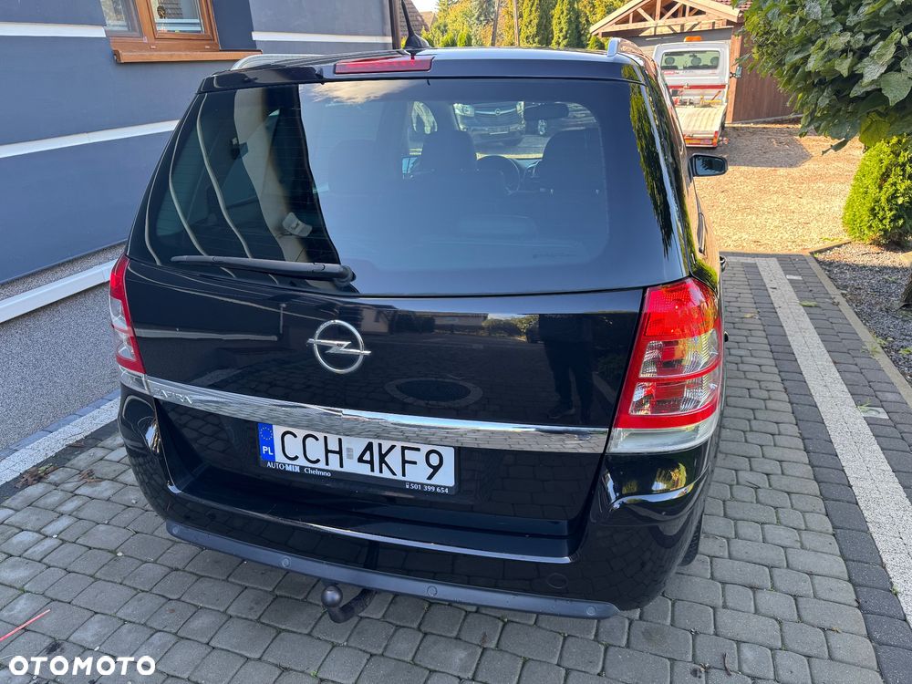Opel Zafira 1.8 Cosmo - 13