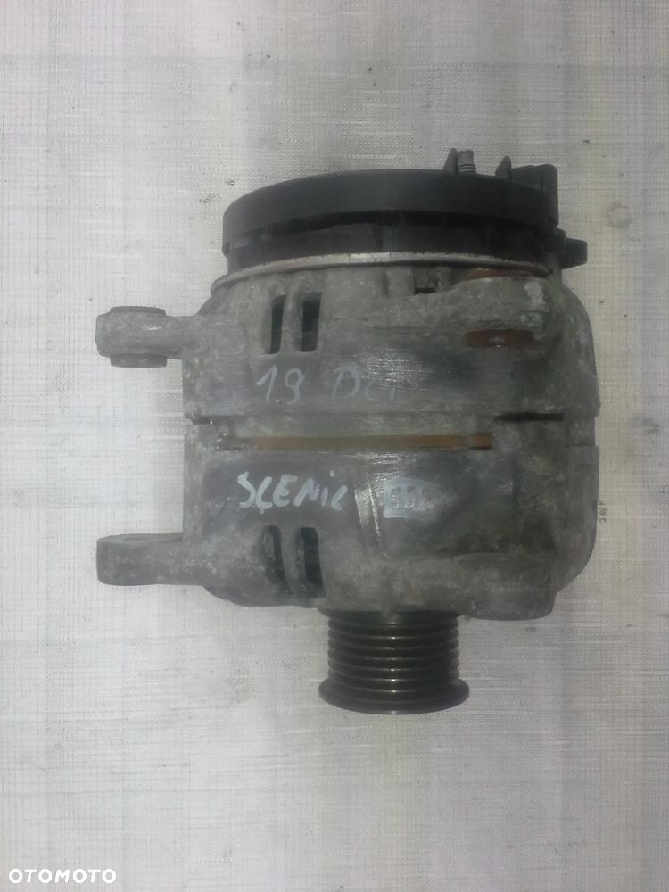 Renault Scenic III 1.9 DCi alternator Bosch 0124525151 8200660041B 150 Amper - 4