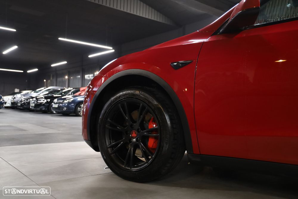 Tesla Model Y Long Range Tração Integral - 35
