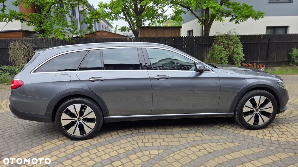 Mercedes-Benz Klasa E 220 d 4-Matic All-Terrain - 6