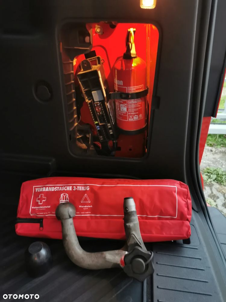 Ford Tourneo Connect Grand - 35