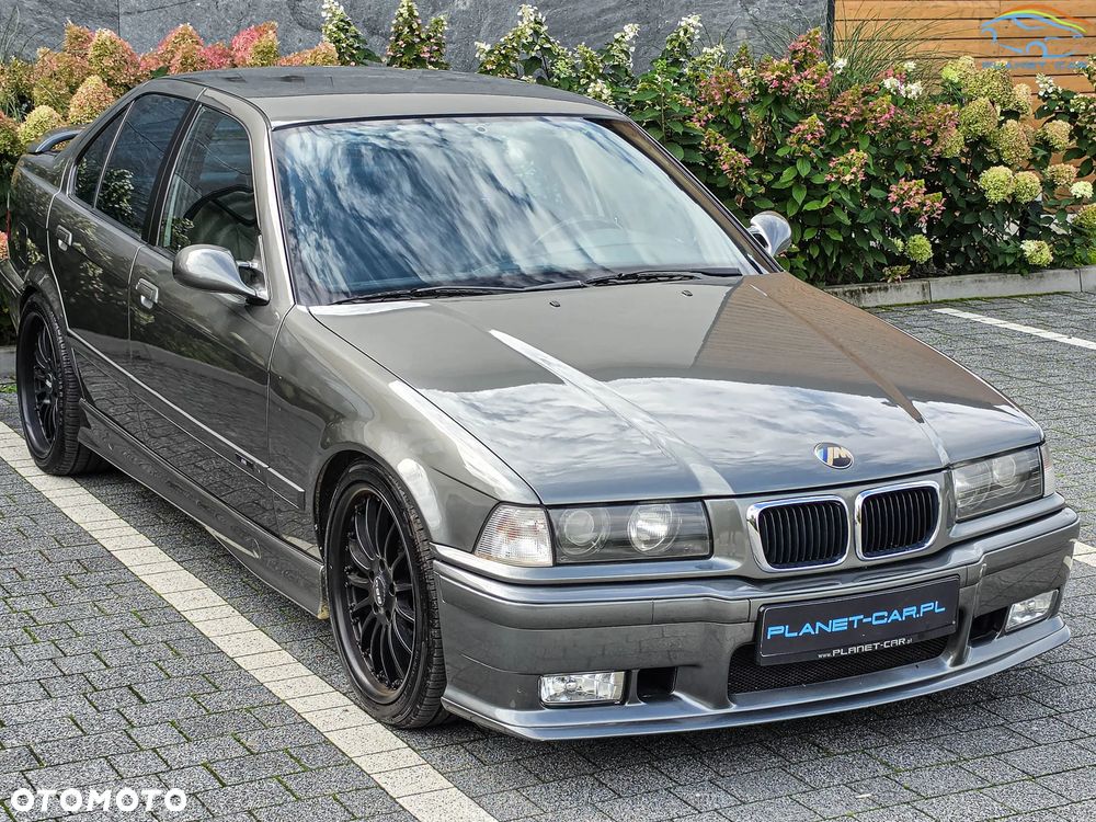 BMW M3 Standard - 8