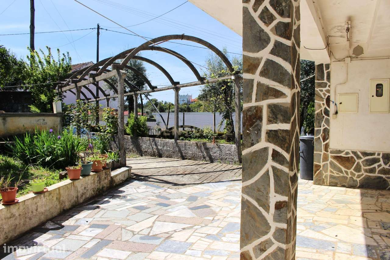 Moradia T6 isolada, terreno de 825m² e vista montanha – Pedrógão Grand - Grande imagem: 3/45