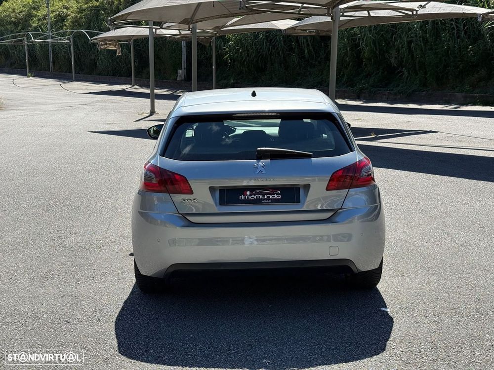 Peugeot 308 - 6