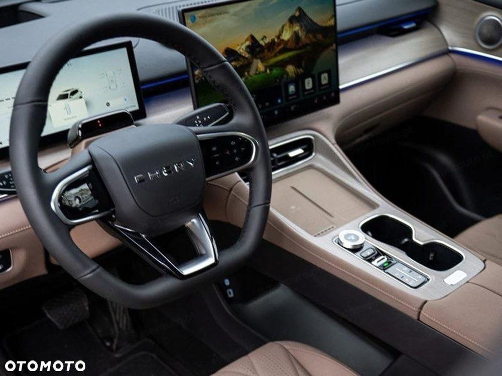 Chery Tiggo 8 - 10
