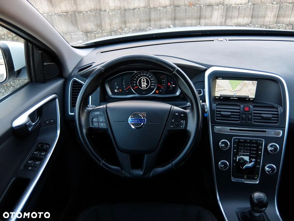 Volvo XC 60 D3 Momentum - 14