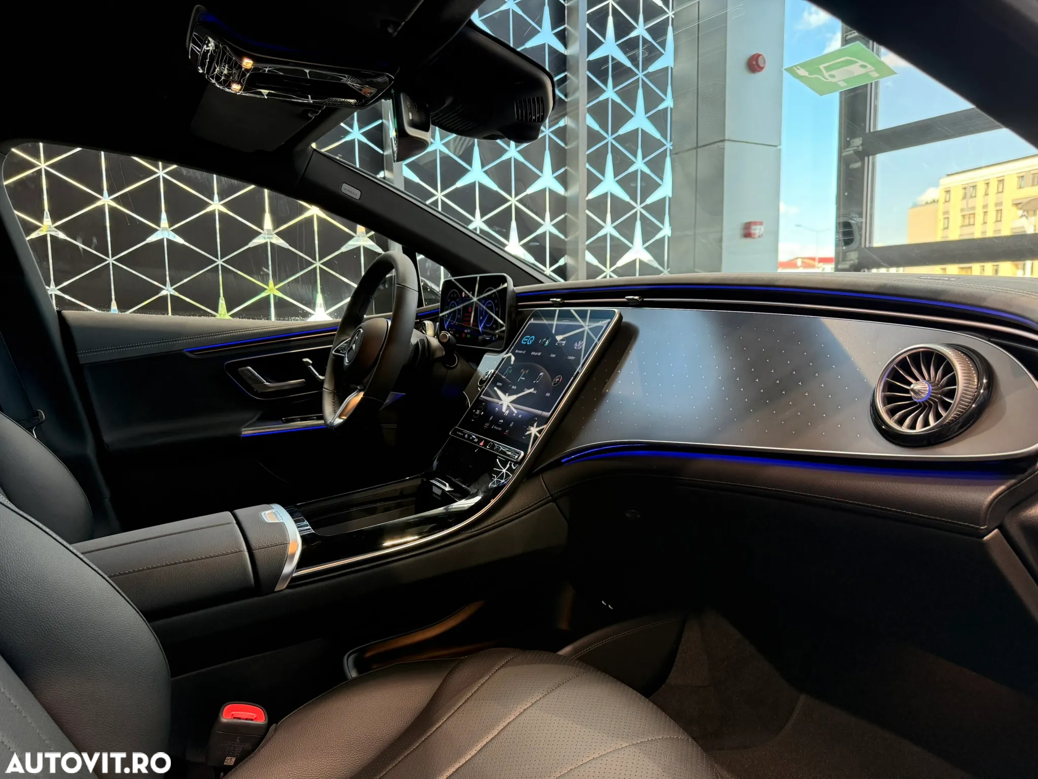 Mercedes-Benz EQE 350 4MATIC - 15