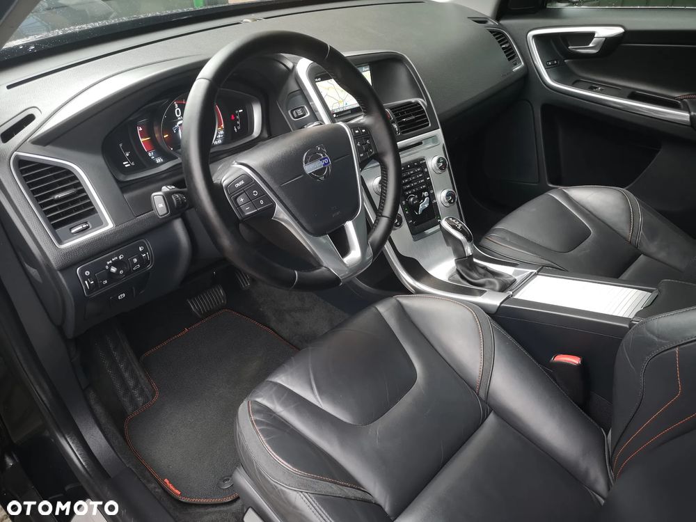 Volvo XC 60 D3 Geartronic Ocean Race - 11