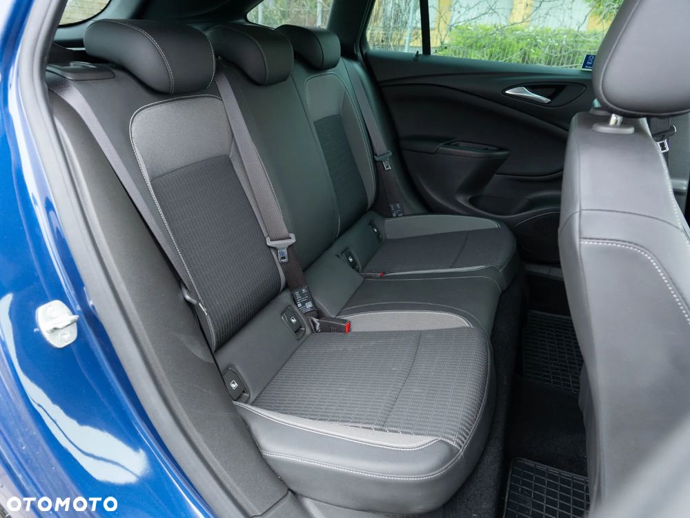 Opel Astra 1.5 CDTI Elegance S&S - 18