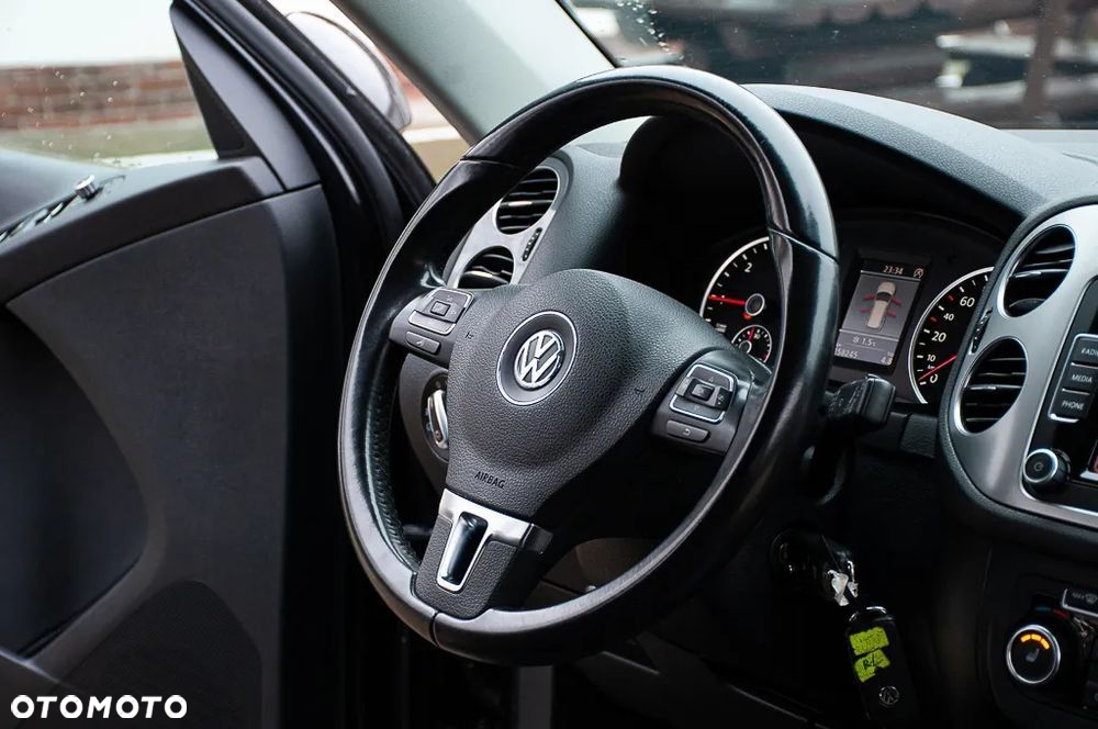 Volkswagen Tiguan 2.0 TDI 4Mot R-Style DSG - 26