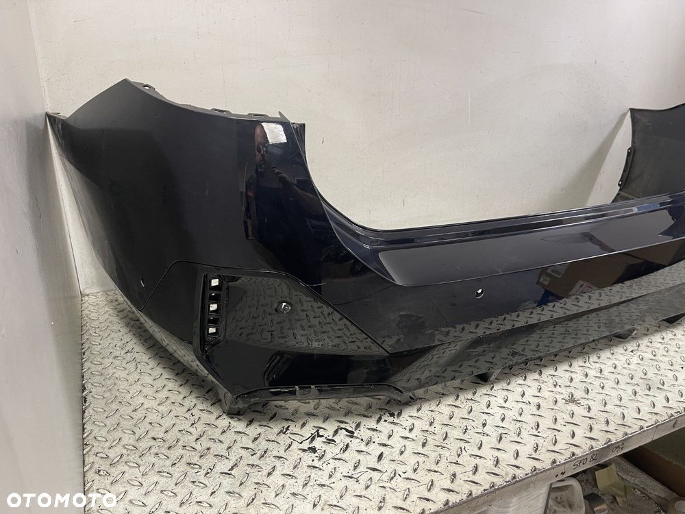 ŁADNY NIEUSZKODZONY ZDERZAK SPOILER TYLNY TYŁ BMW 5 KOMBI M-PAKIET G61 23-26 8084715 294 - 4
