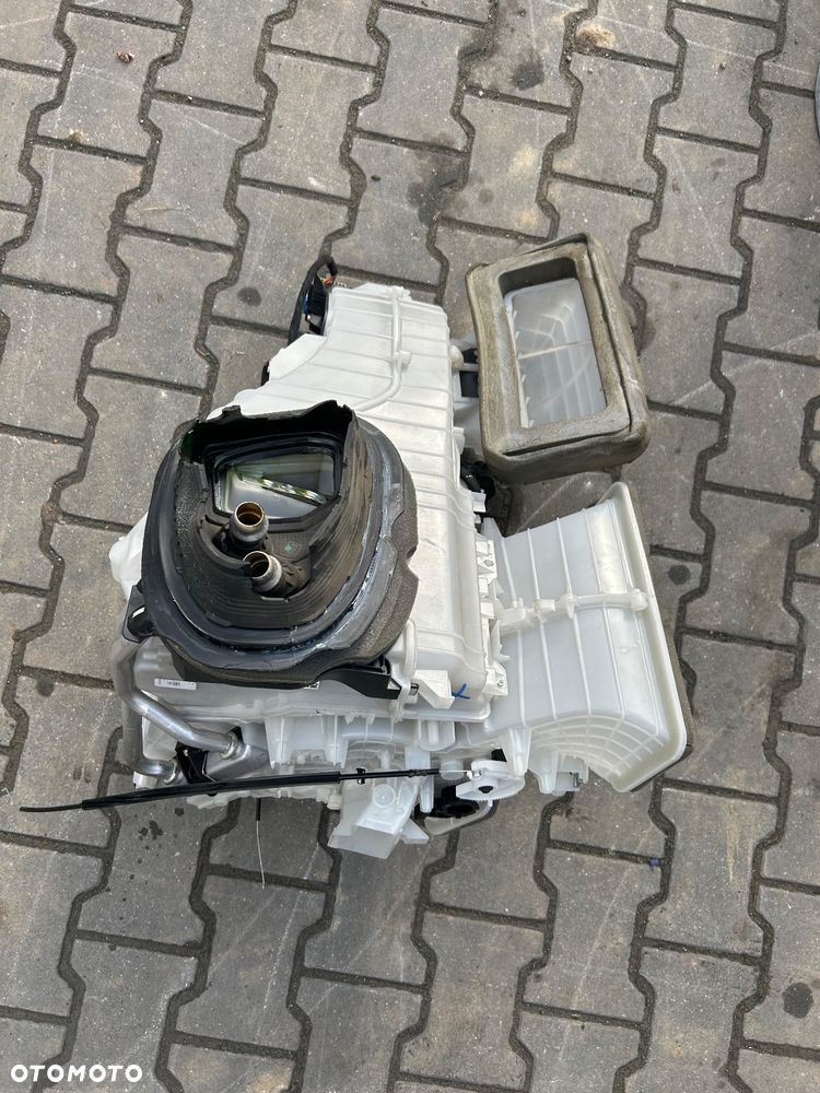 Opel Corsa E nagrzewnica dmuchawa 39086240U - 3