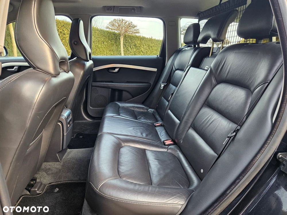 Volvo V70 D5 Summum - 22