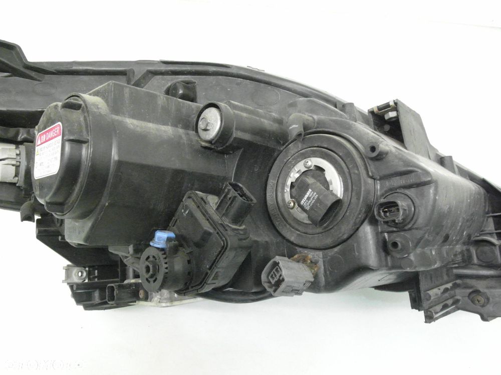 LAMPA LEWA PRZEDNIA MAZDA 5 CR19 XENON W3T15671 - 15