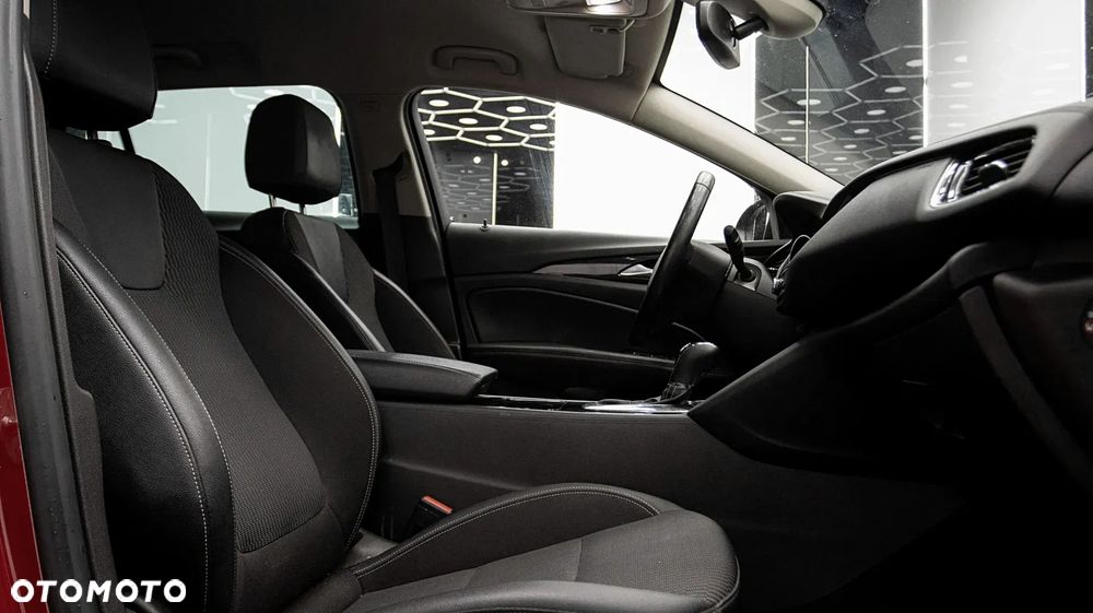 Opel Insignia 1.6 CDTI Innovation S&S - 13