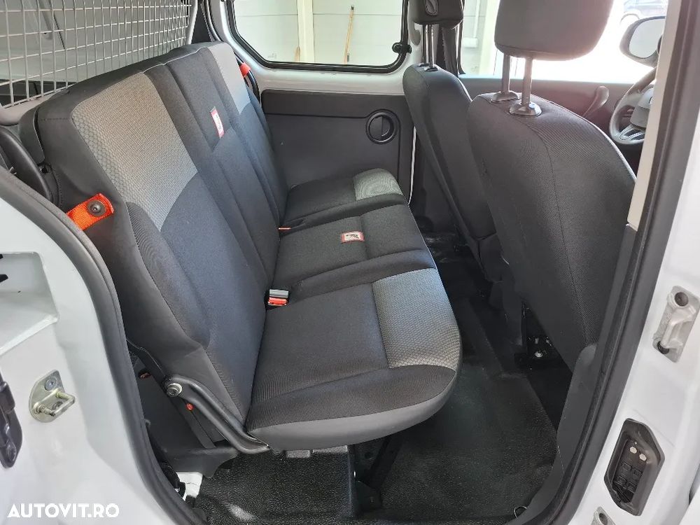 Renault Kangoo 1.5 Blue dCi 95 ZEN - 12