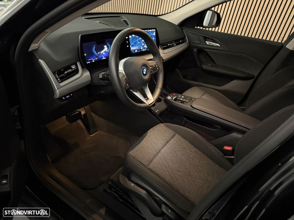 BMW iX2 - 19