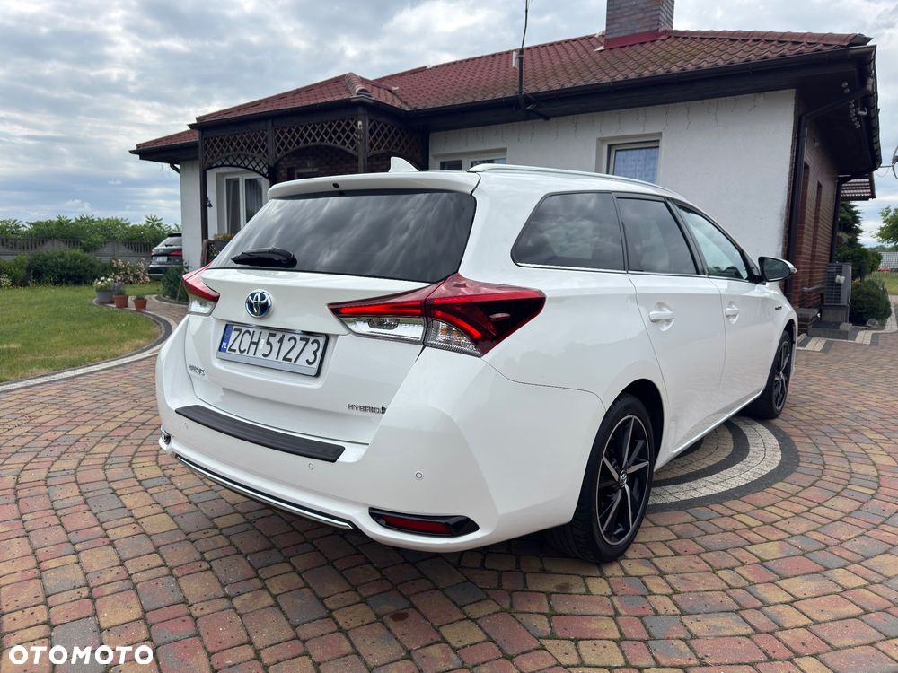 Toyota Auris - 14