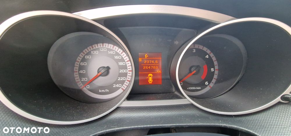 Mitsubishi Outlander 2.2 DI-D 4WD Instyle - 14