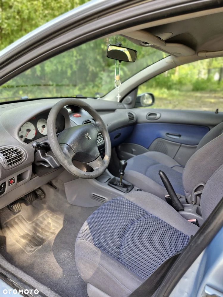 Peugeot 206 - 7