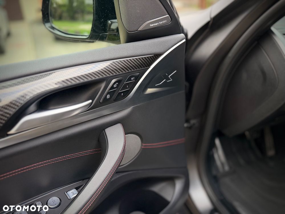 BMW X4 xM40i mHEV - 11