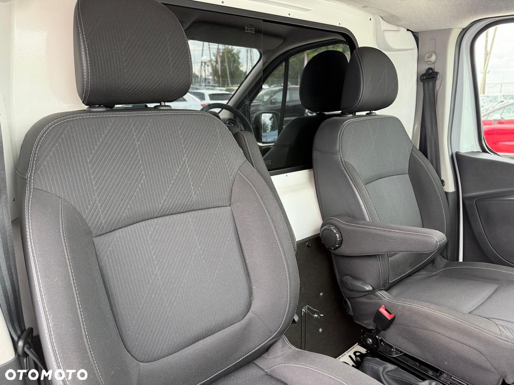 Renault TRAFIC - 21