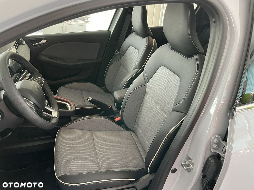 Renault Clio - 4