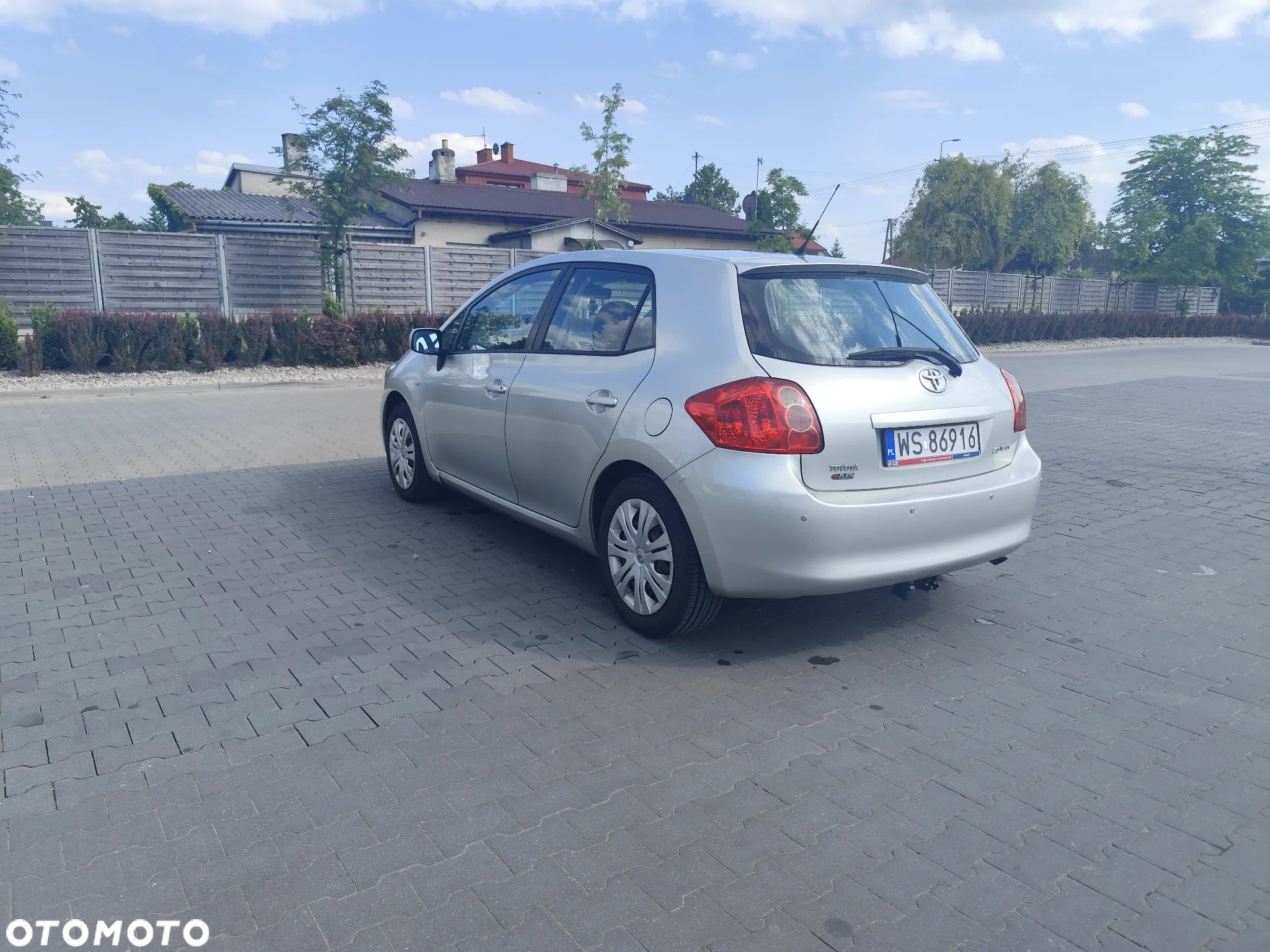 Toyota Auris - 4