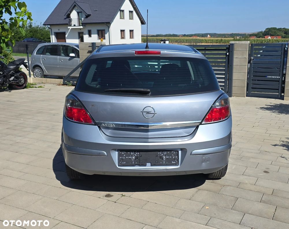 Opel Astra 1.4 Enjoy - 23