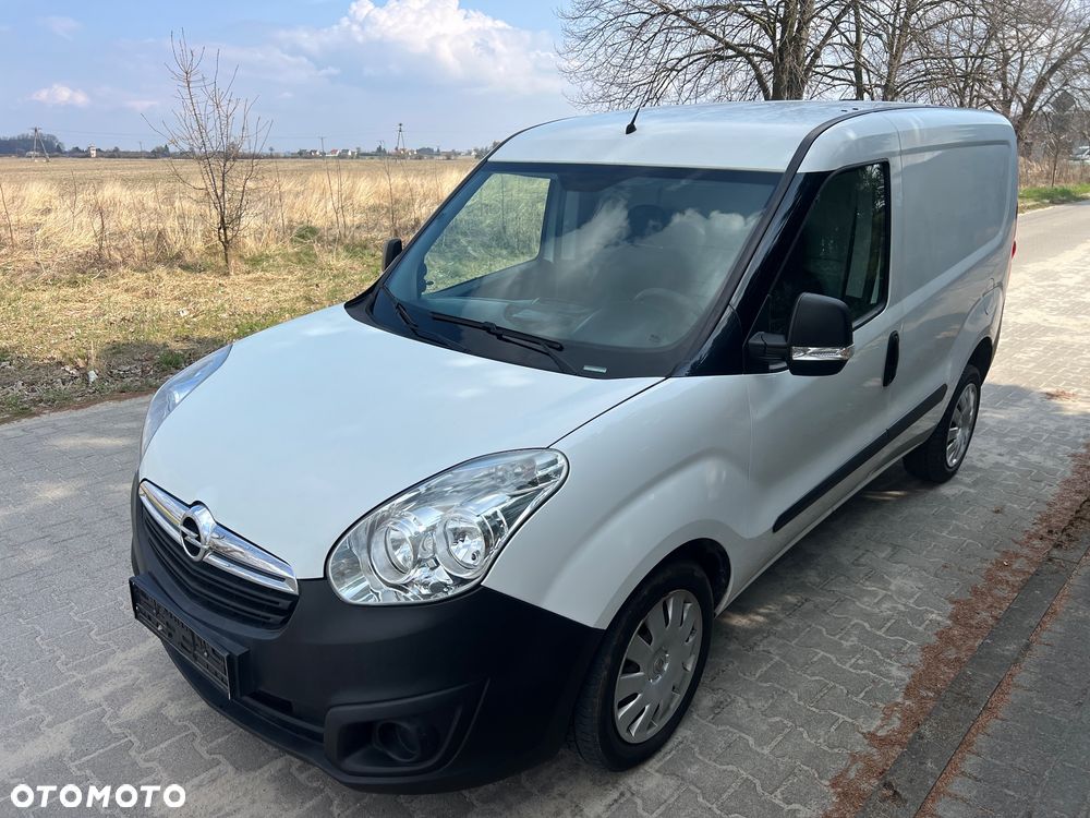 Opel COMBO - 9