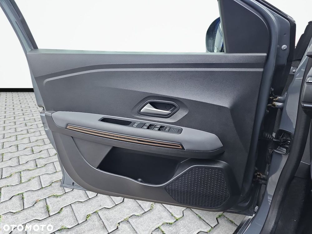 Dacia Jogger 1.6 Full Hybrid 140 Extreme MMT - 16