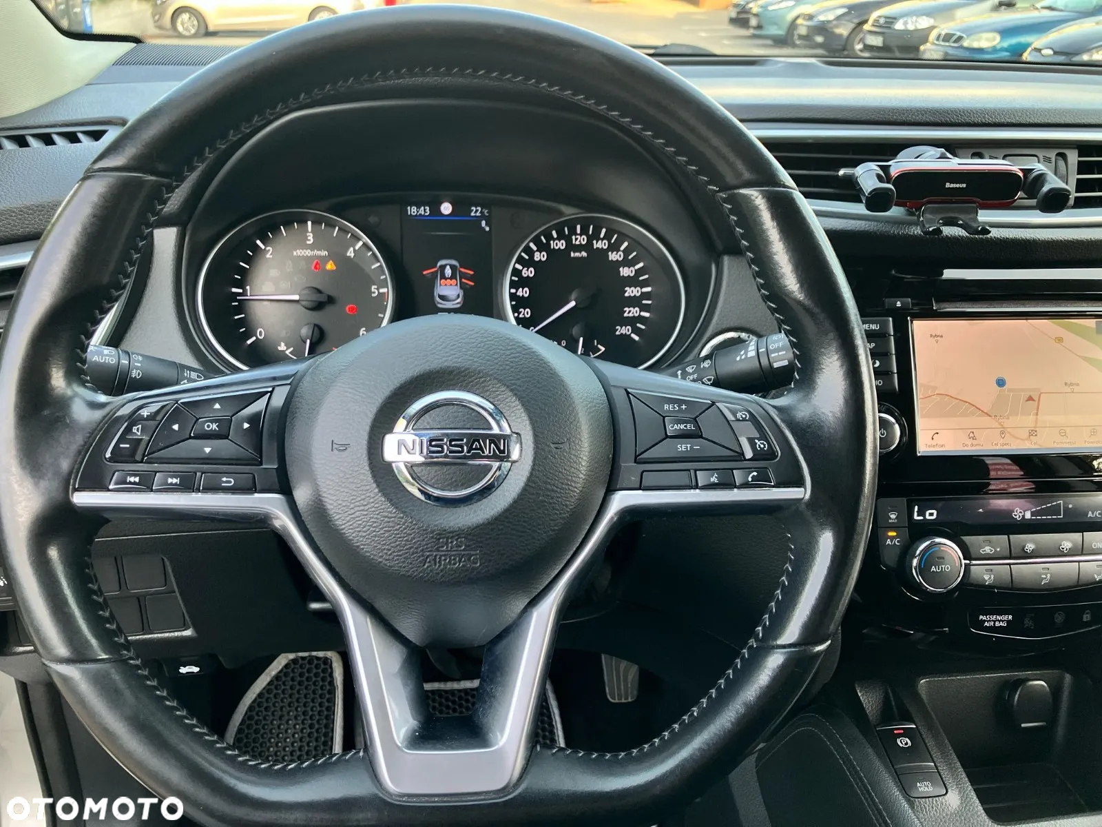 Nissan Qashqai 1.5 dCi Tekna+ - 12