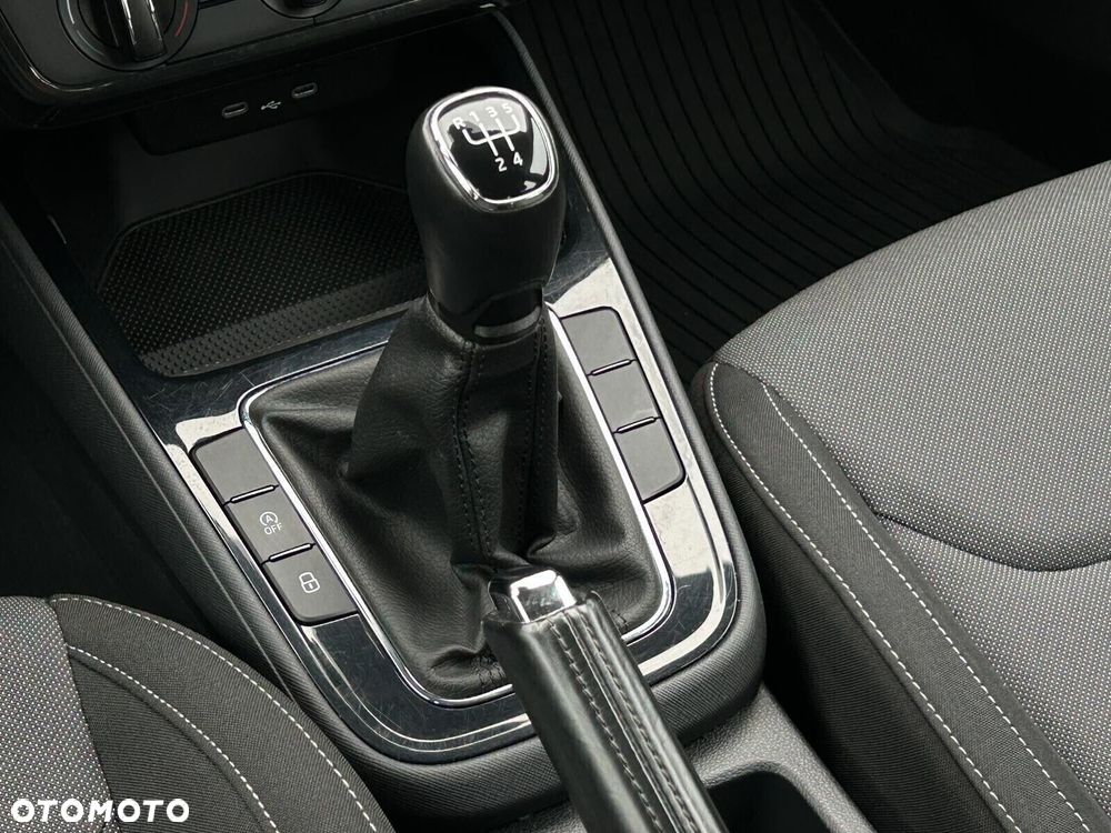 Skoda Fabia 1.0 Ambition - 26