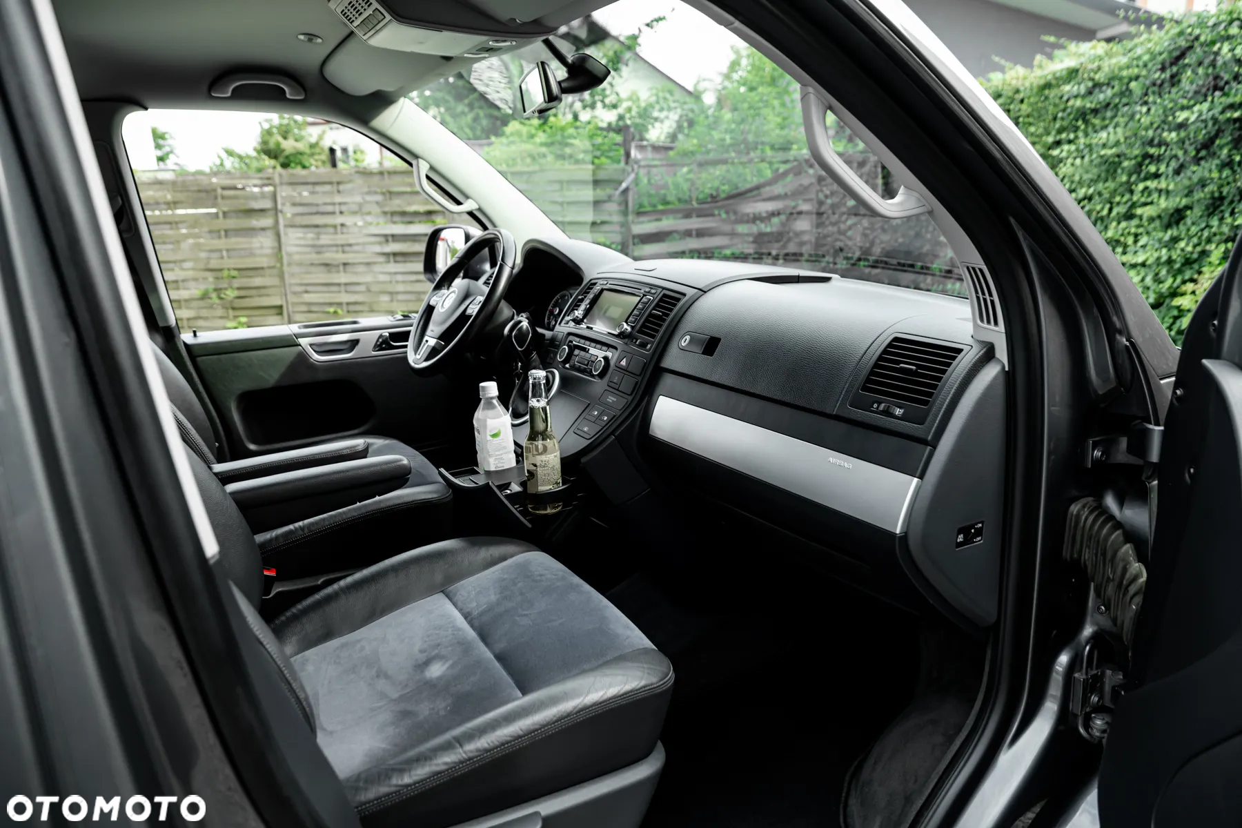 Volkswagen Multivan - 26