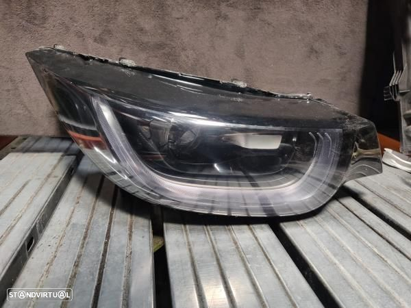 Farol Frente Direito / Otica Direita Bmw I3 (I01)  63117472186-02 / 74
