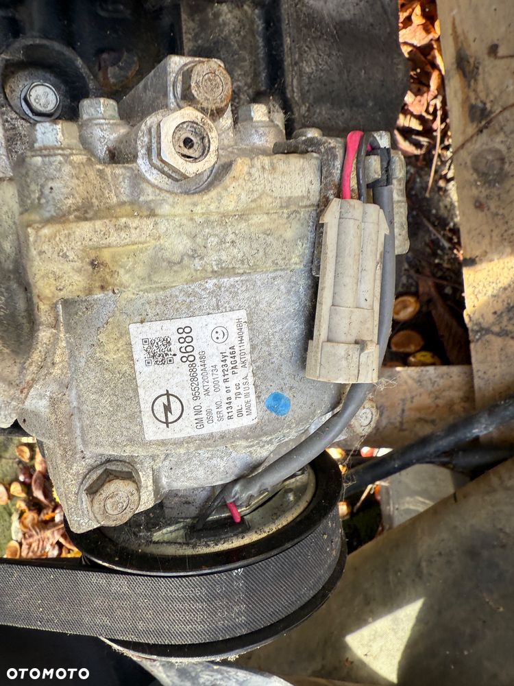 Silnik kompletny skrzynia  OPEL ADAM CORSA D 1.4 16V Benzyna - 8