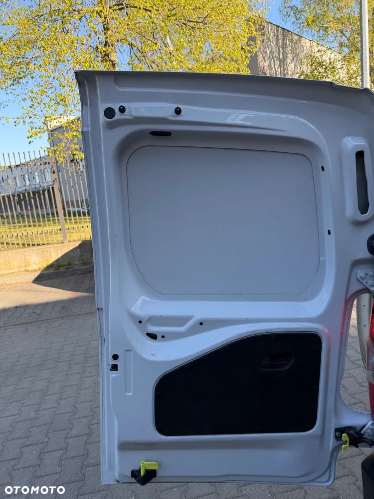 Citroën BERLINGO - 27