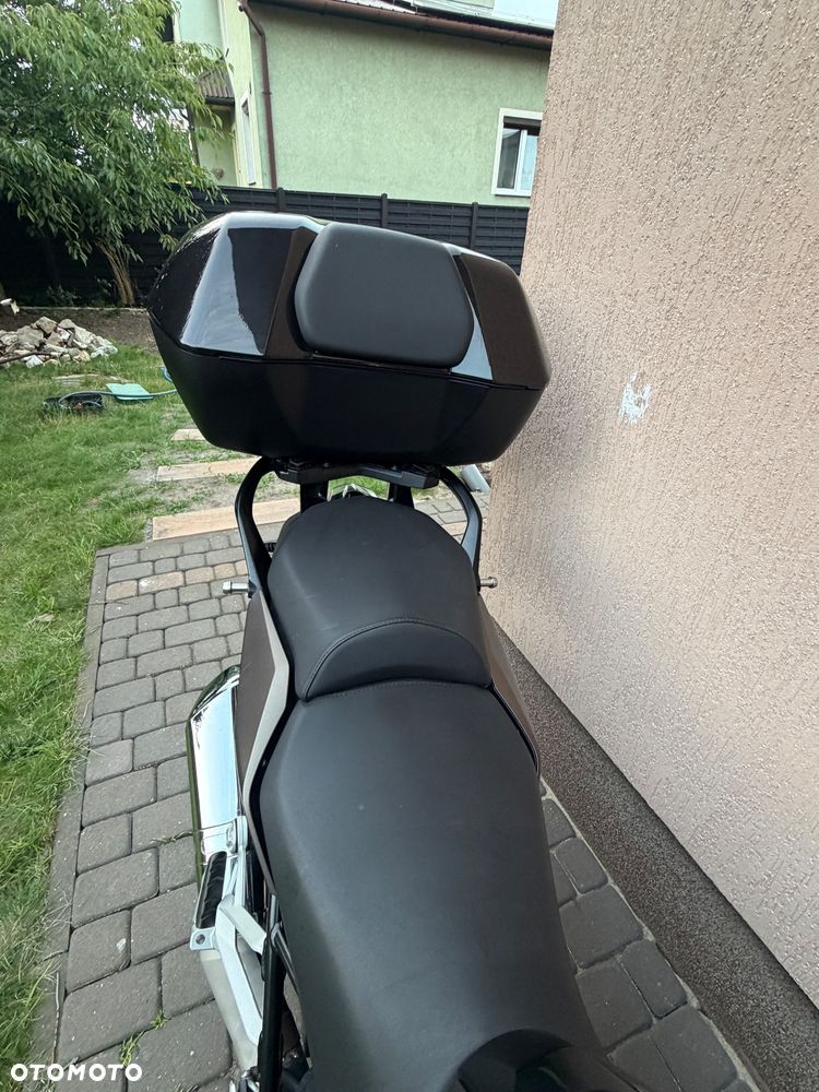 BMW RS - 12