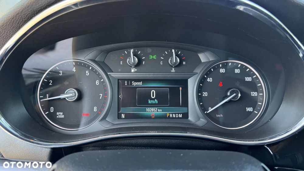 Buick Encore - 30