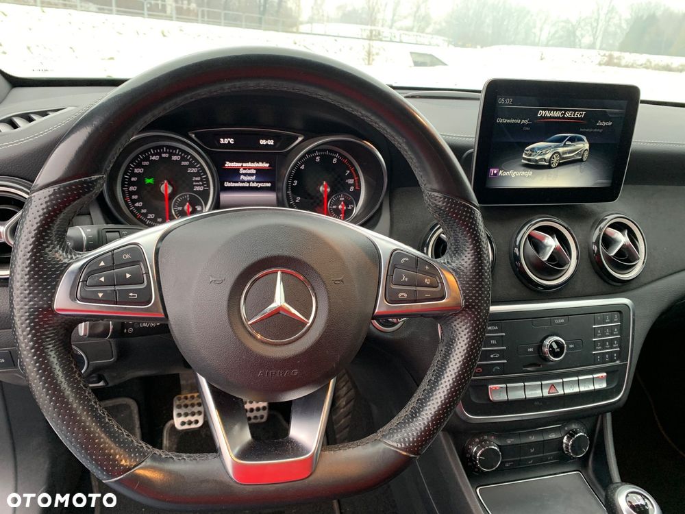 Mercedes-Benz Klasa A 180 (BlueEFFICIENCY) AMG Sport - 7