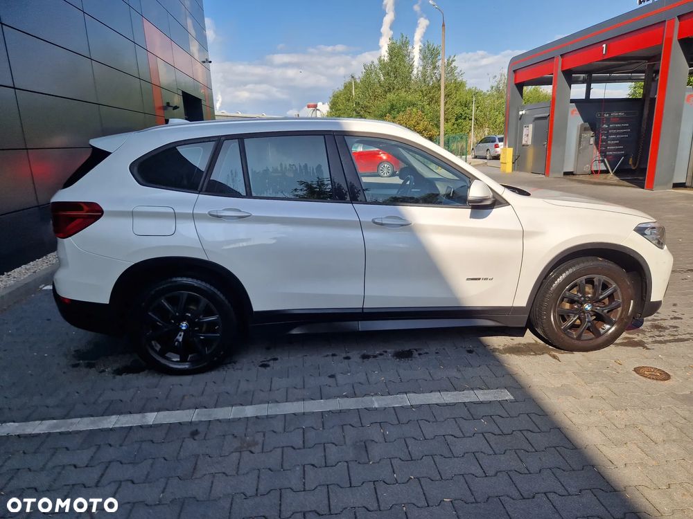 BMW X1 sDrive16d - 5