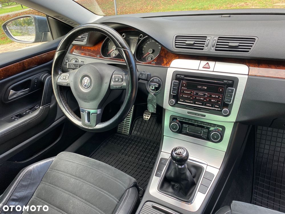 Volkswagen Passat CC 1.8 TSI Individual - 29