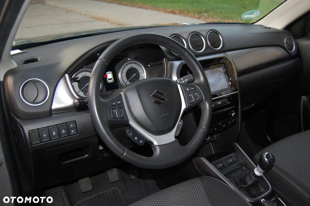 Suzuki Vitara - 21