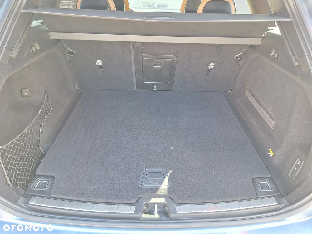 Volvo XC 60 D4 AWD Geartronic Inscription - 35