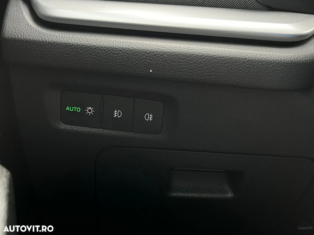 Skoda Octavia 2.0 TDI DSG Ambition - 19