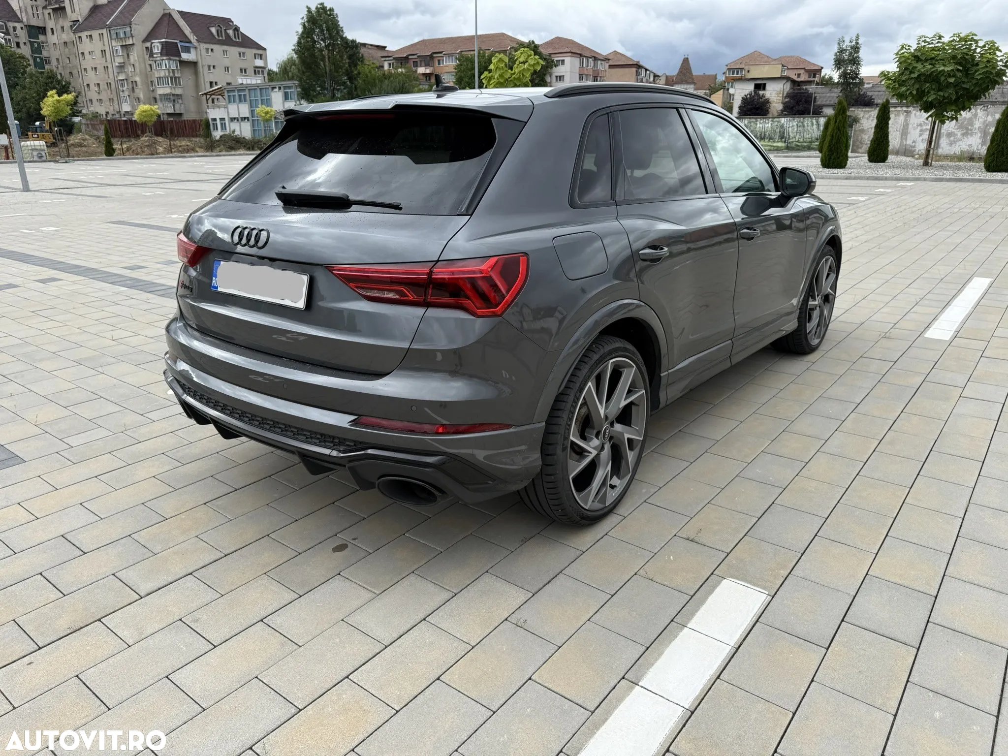 Audi RS Q3 2.5 TFSI quattro S tronic - 9