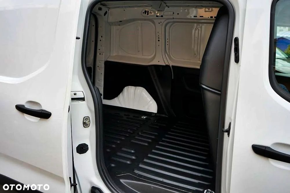 Opel Combo - 26